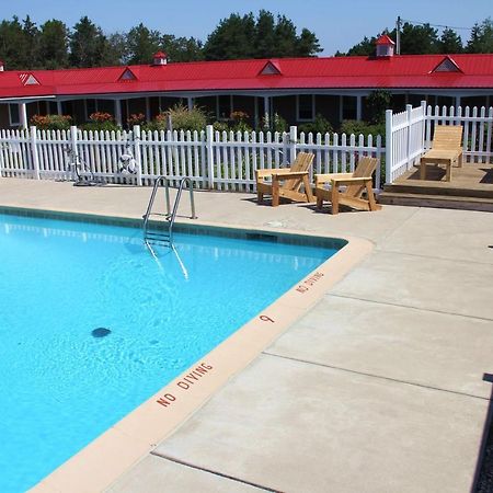 מקינאו סיטי Mackinac Lake Trail Motel חדר תמונה